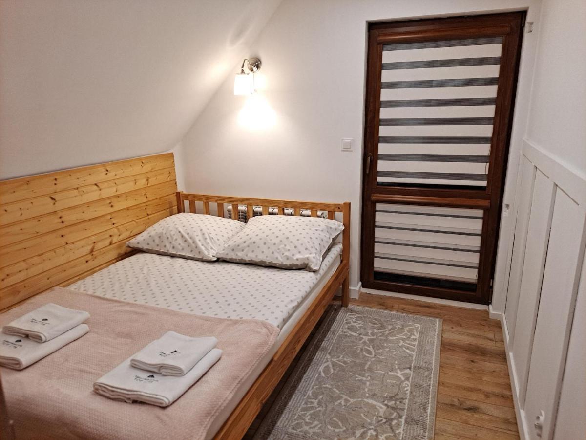Apartamenty Pod Lipa Lutowiska Exterior photo